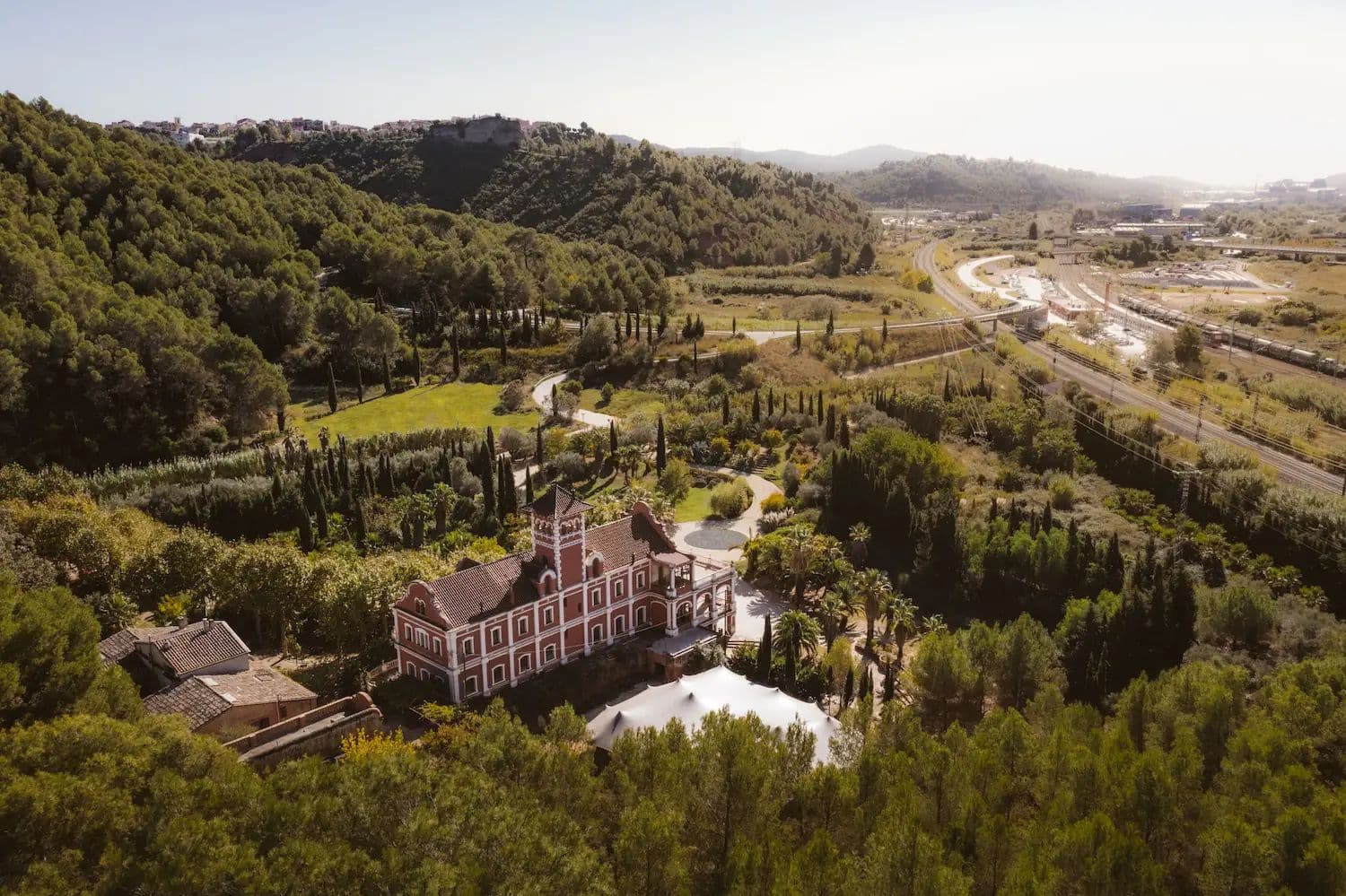 Zamna Barcelona 2026 en Castell de Ben Viure, 12 horas de música en Off Week